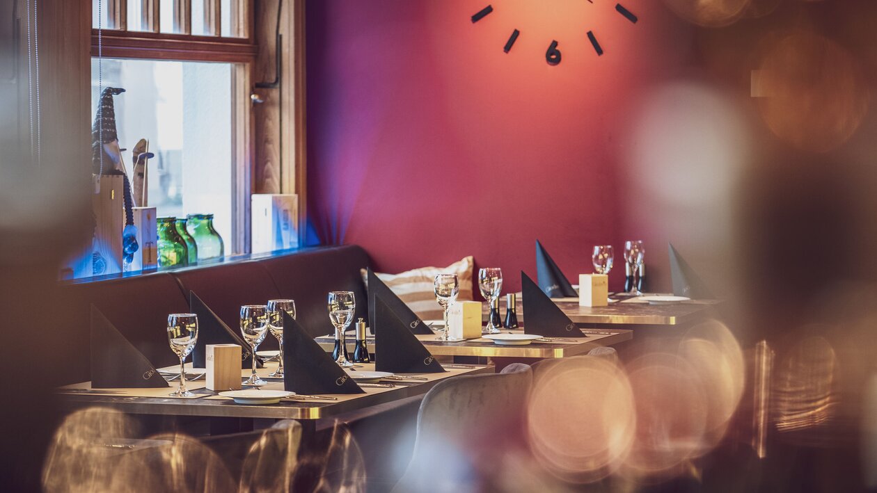 Table decoration in restaurant Giodavin in Davos | © Davos Klosters Mountains